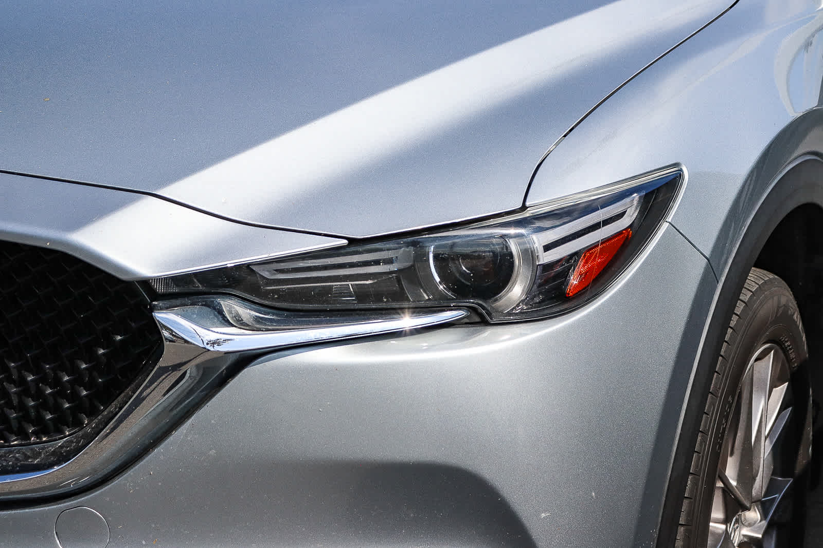 2020 Mazda CX-5 Grand Touring photo 2