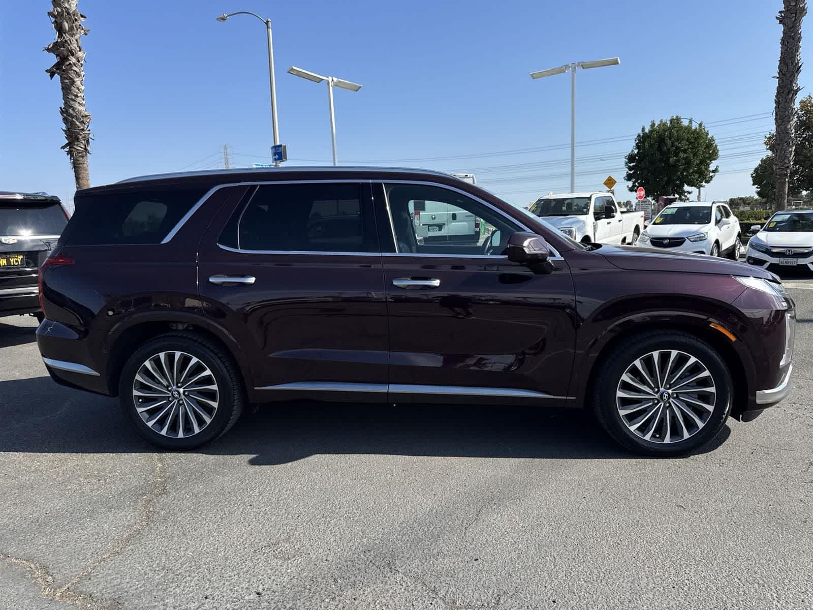 Thumbnail: 2024 Hyundai Palisade - 3