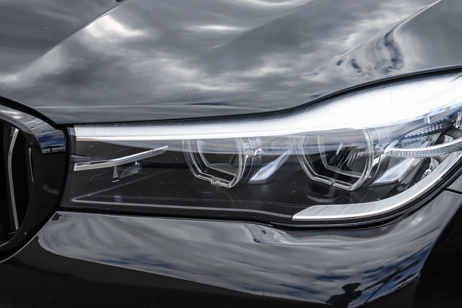 Thumbnail: 2017 BMW 7 Series - 2