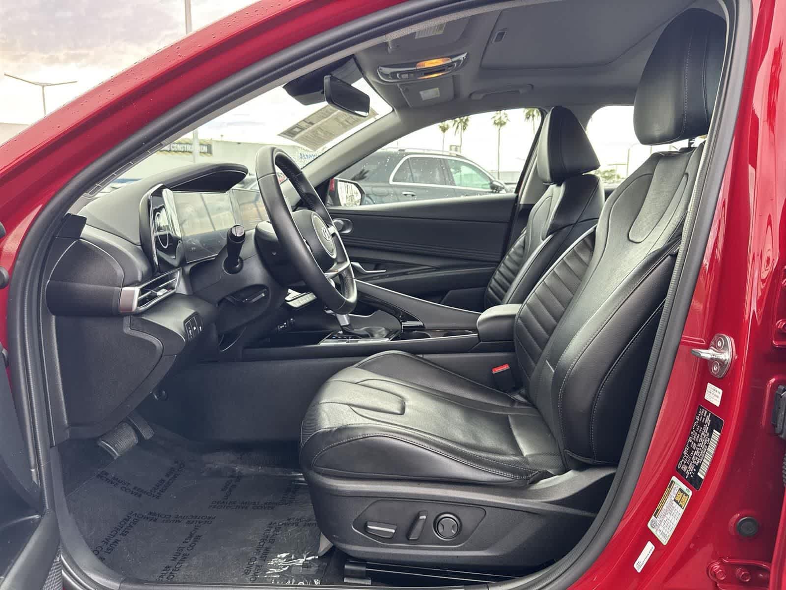 Thumbnail: 2023 Hyundai Elantra - 24