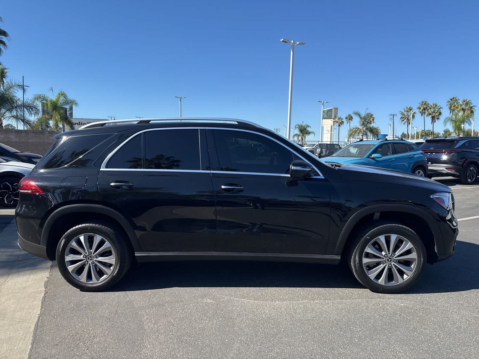 Thumbnail: 2023 Mercedes-Benz GLE - 3