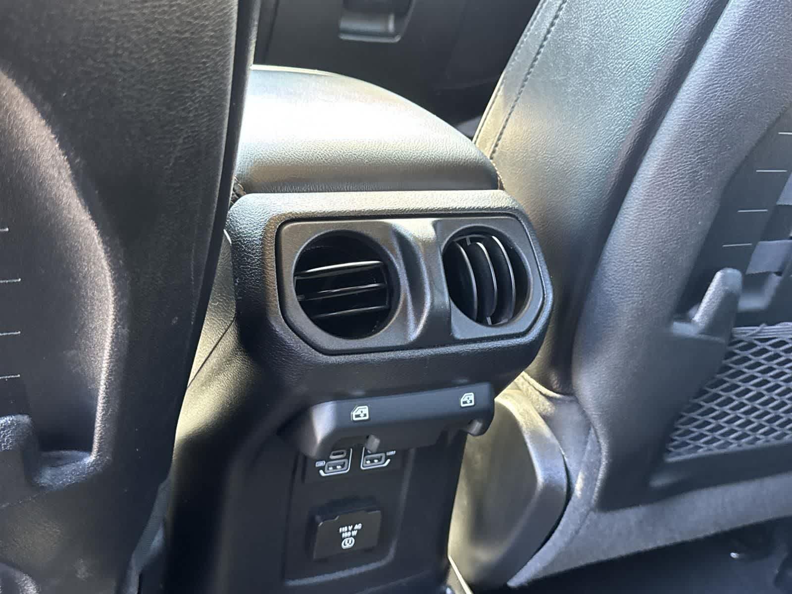 Thumbnail: 2021 Jeep Wrangler - 27