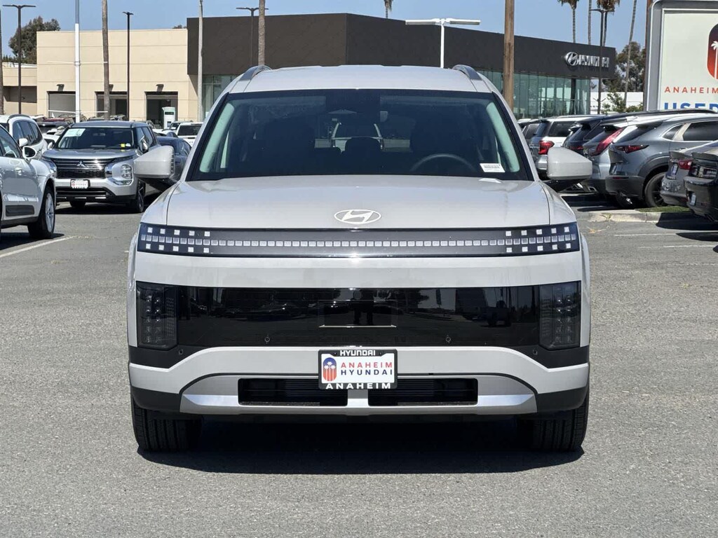 New 2026 Hyundai IONIQ 9 SE SUV