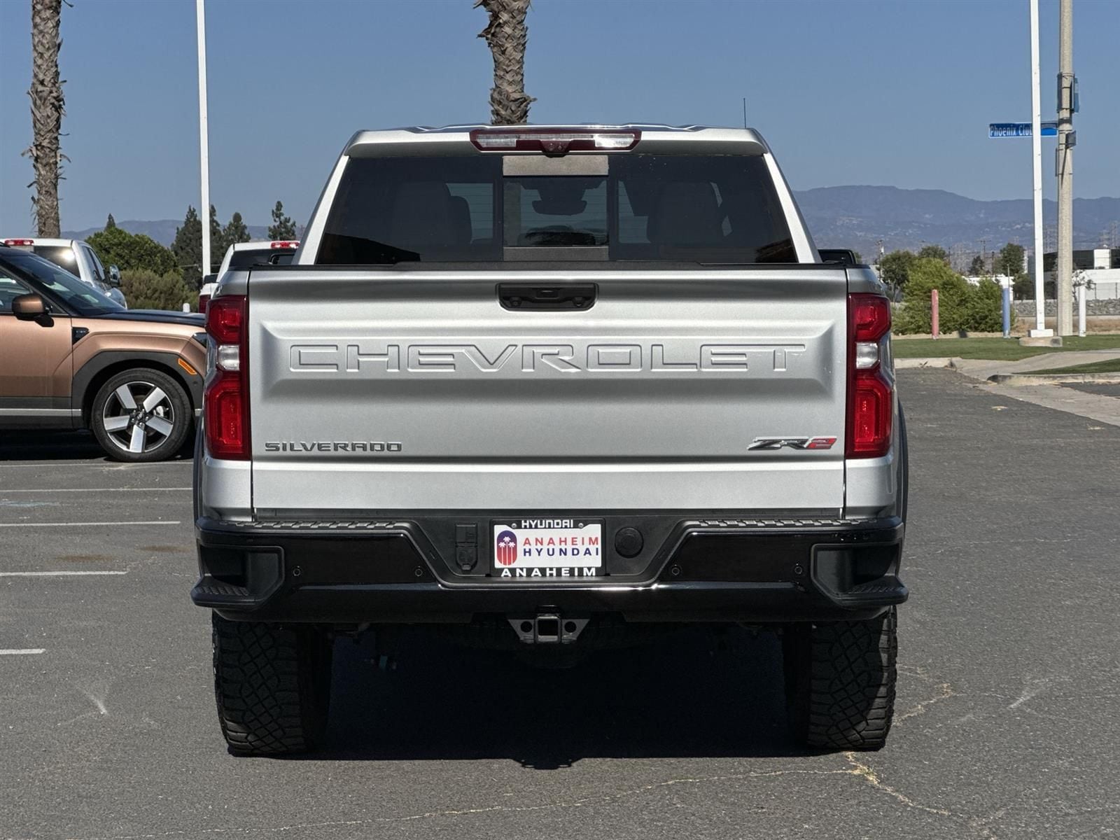 Thumbnail: 2022 Chevrolet Silverado 1500 - 4