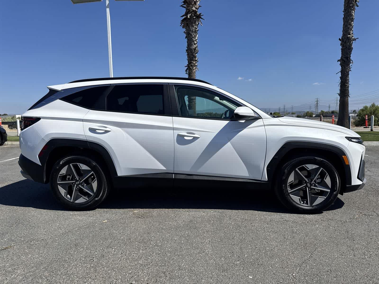 Thumbnail: 2025 Hyundai Tucson - 3
