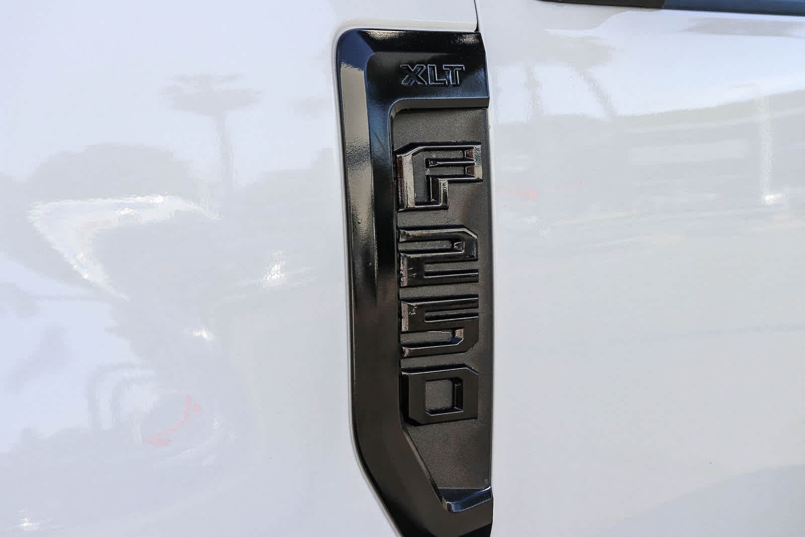 Thumbnail: 2019 Ford Econoline - 7