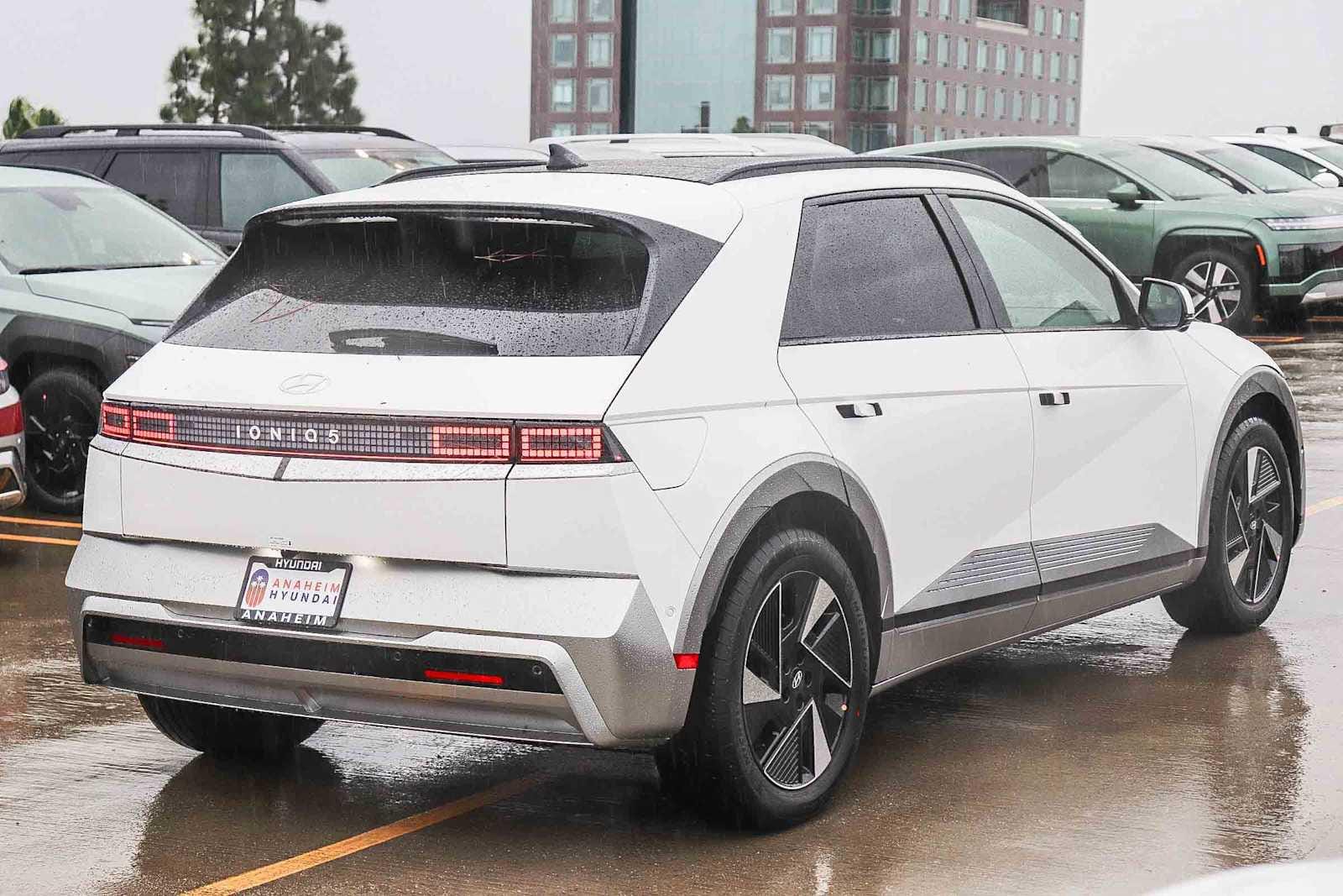 Thumbnail: 2026 Hyundai Ioniq 5 - 6
