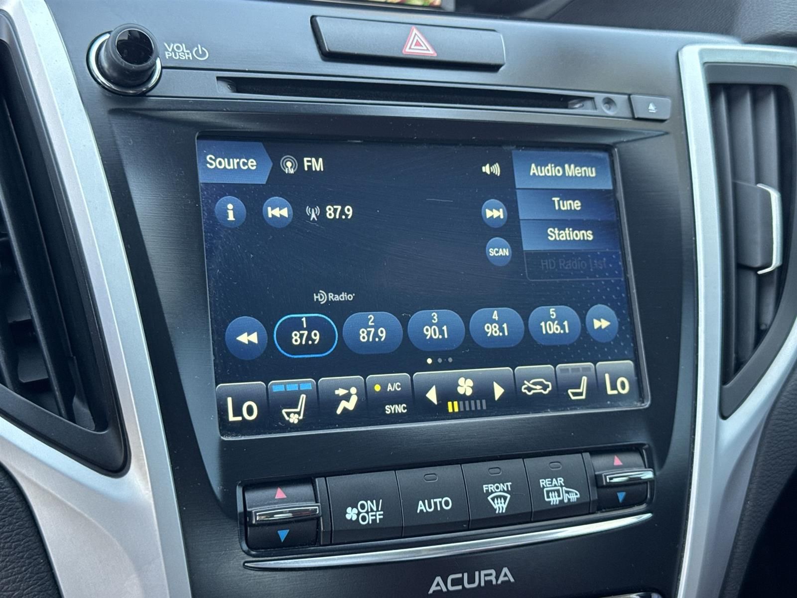 Thumbnail: 2019 Acura TLX - 14
