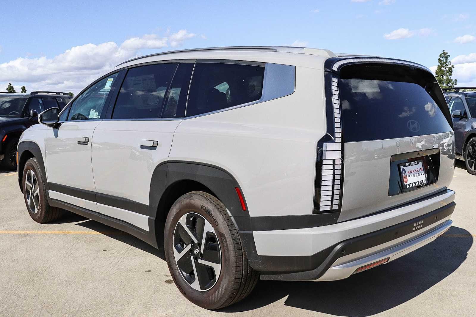 Thumbnail: 2026 Hyundai Ioniq - 8