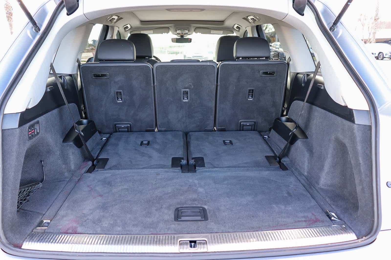 Thumbnail: 2022 Audi Q7 - 20