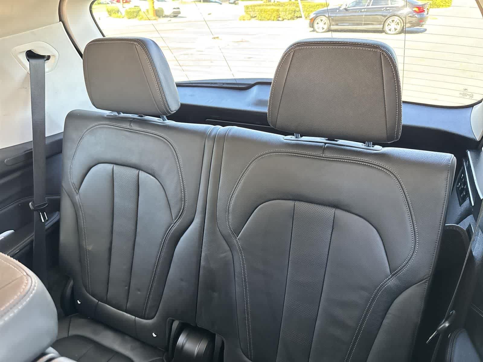 Thumbnail: 2022 BMW X7 - 35