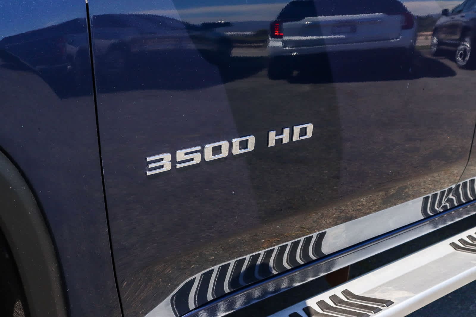 Thumbnail: 2021 Chevrolet Silverado 3500 - 16