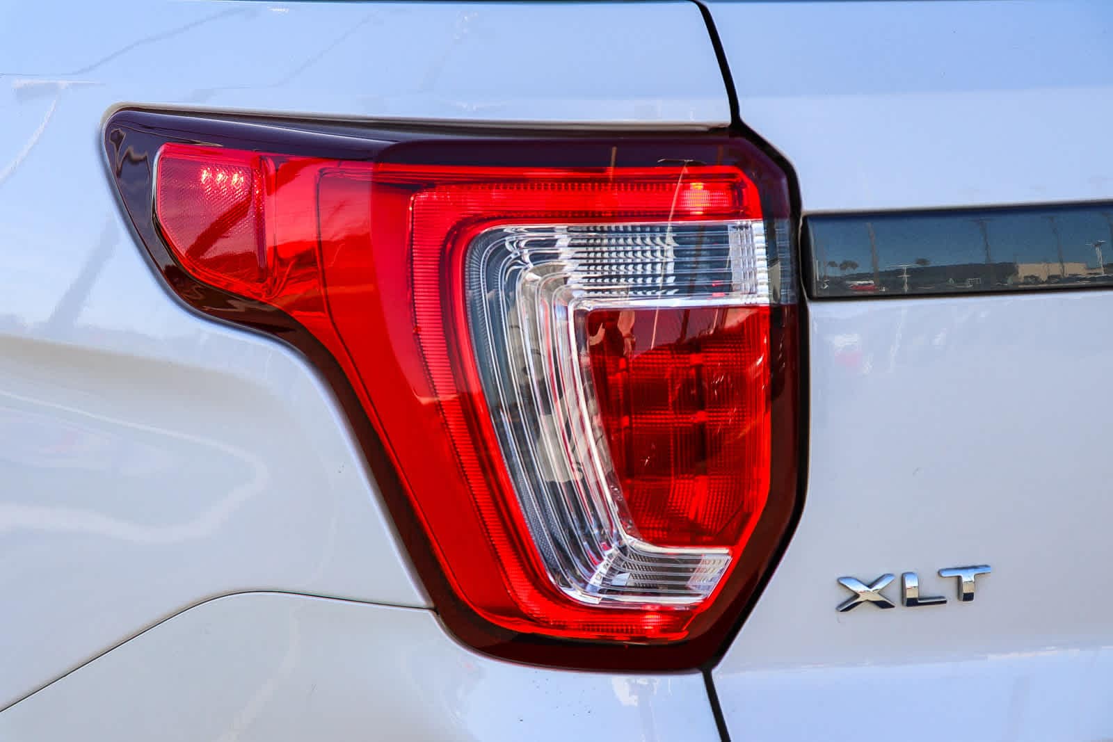 Thumbnail: 2018 Ford Explorer - 9