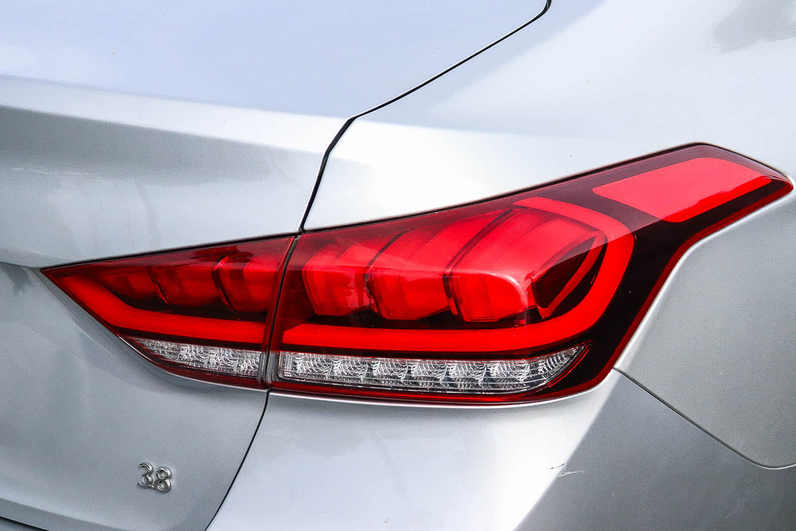 Thumbnail: 2015 Hyundai Genesis - 7