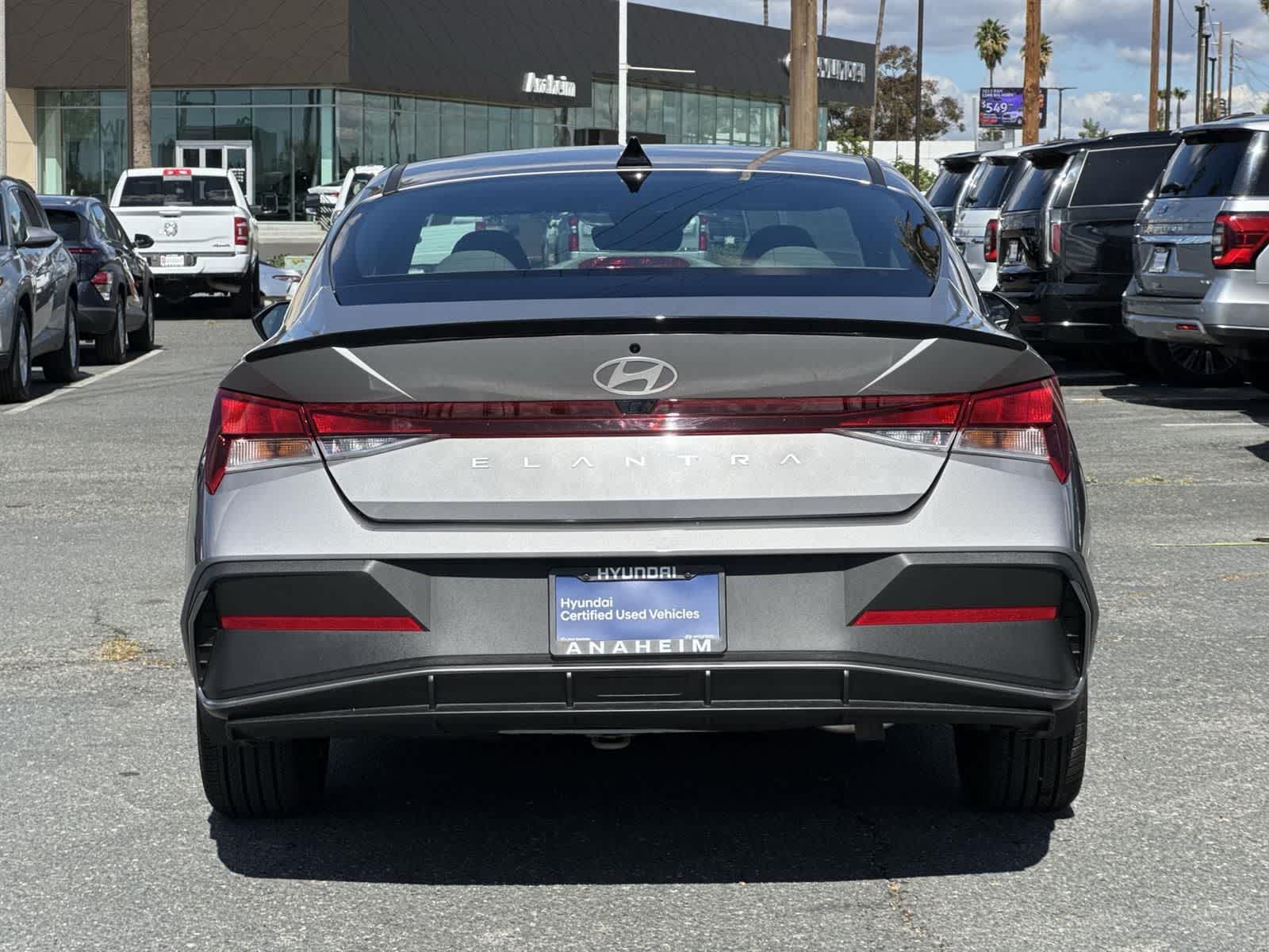 Thumbnail: 2025 Hyundai Elantra - 4