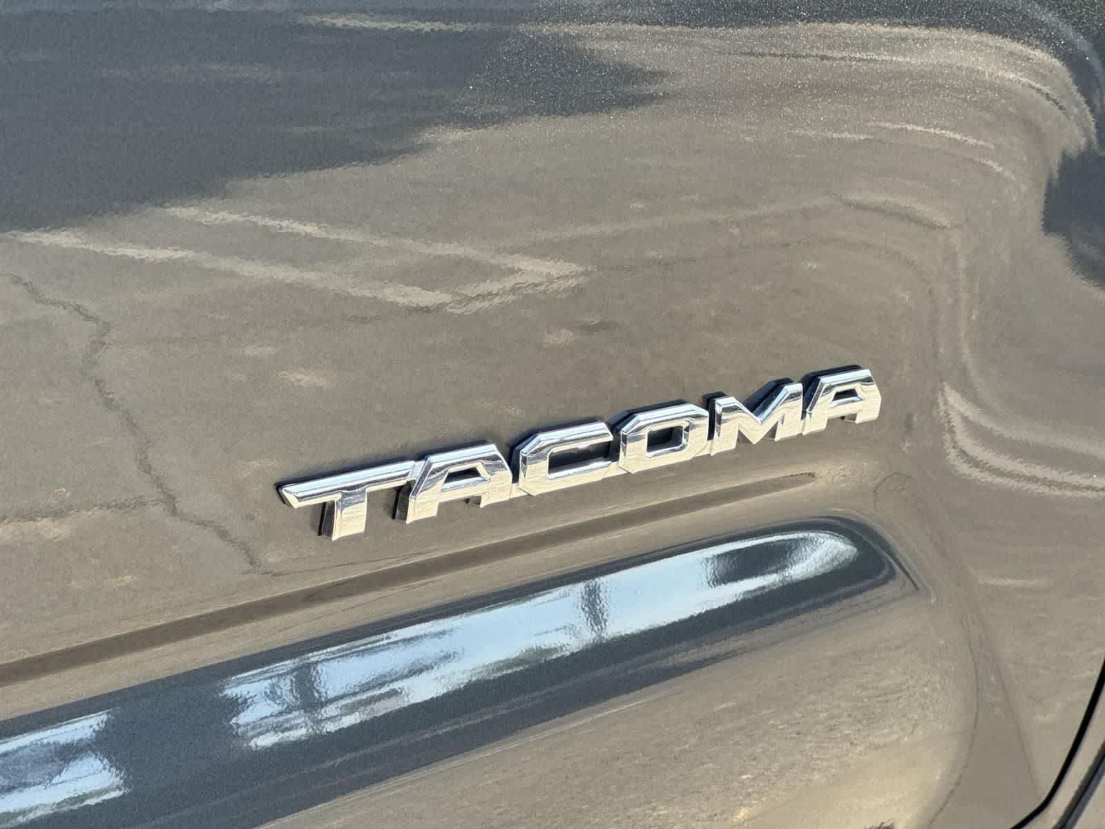 Thumbnail: 2023 Toyota Tacoma - 27