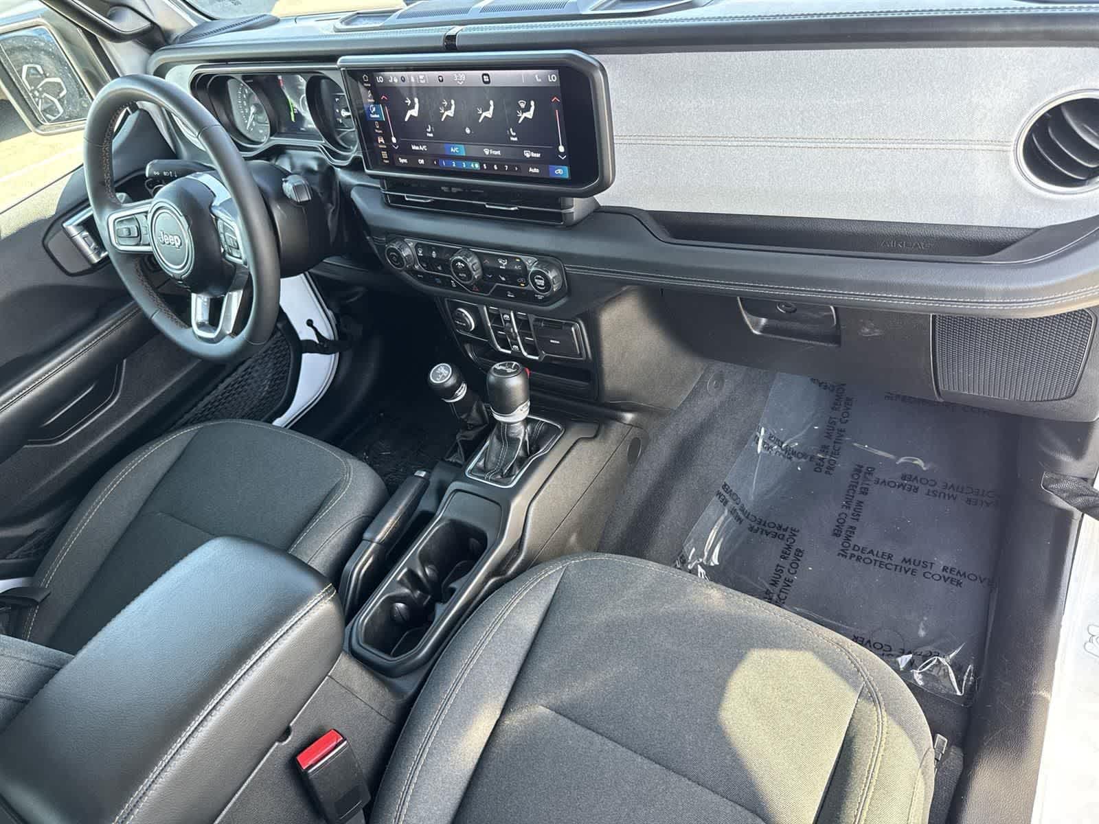 Thumbnail: 2024 Jeep Wrangler - 37