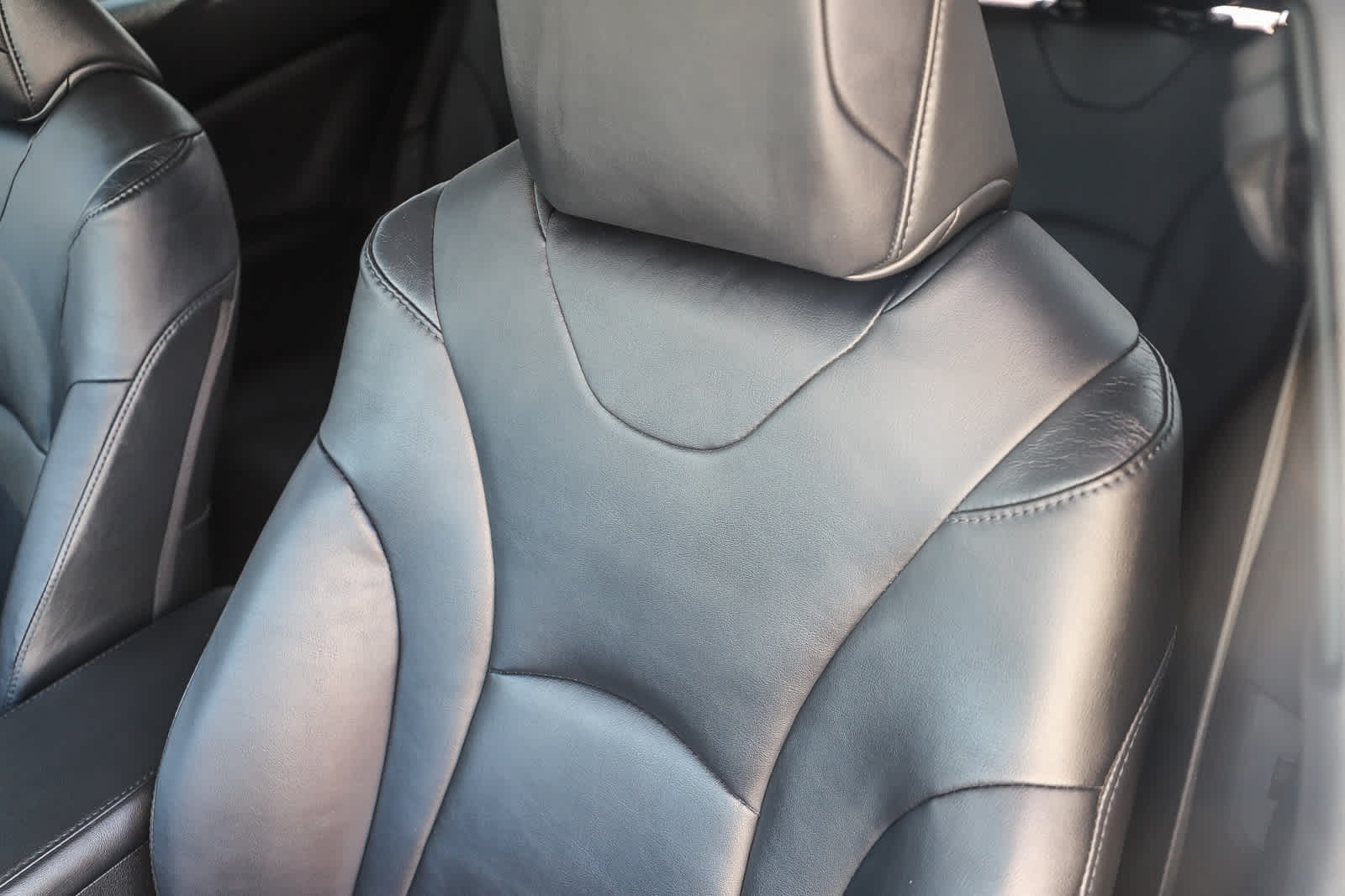 Thumbnail: 2018 Toyota Prius Prime - 25