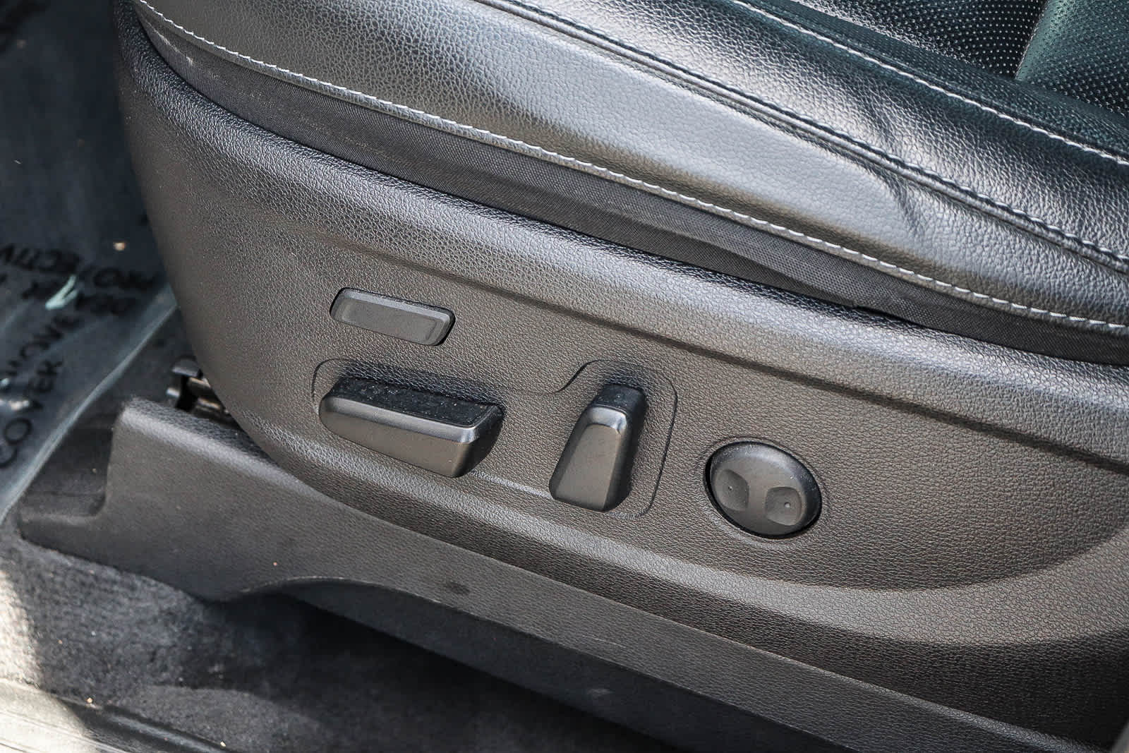 Thumbnail: 2021 Kia Telluride - 29