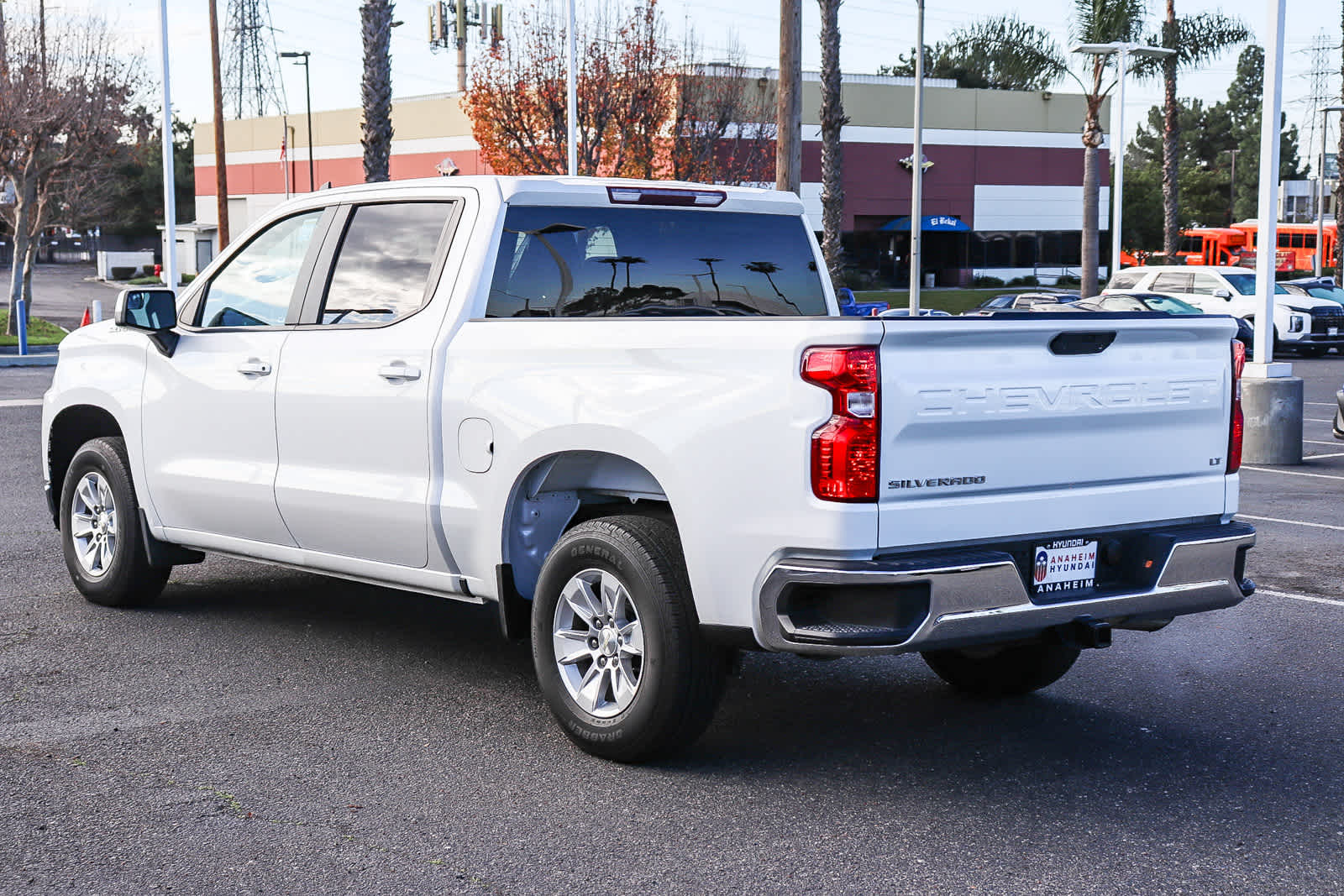 Thumbnail: 2021 Chevrolet Silverado 1500 - 7