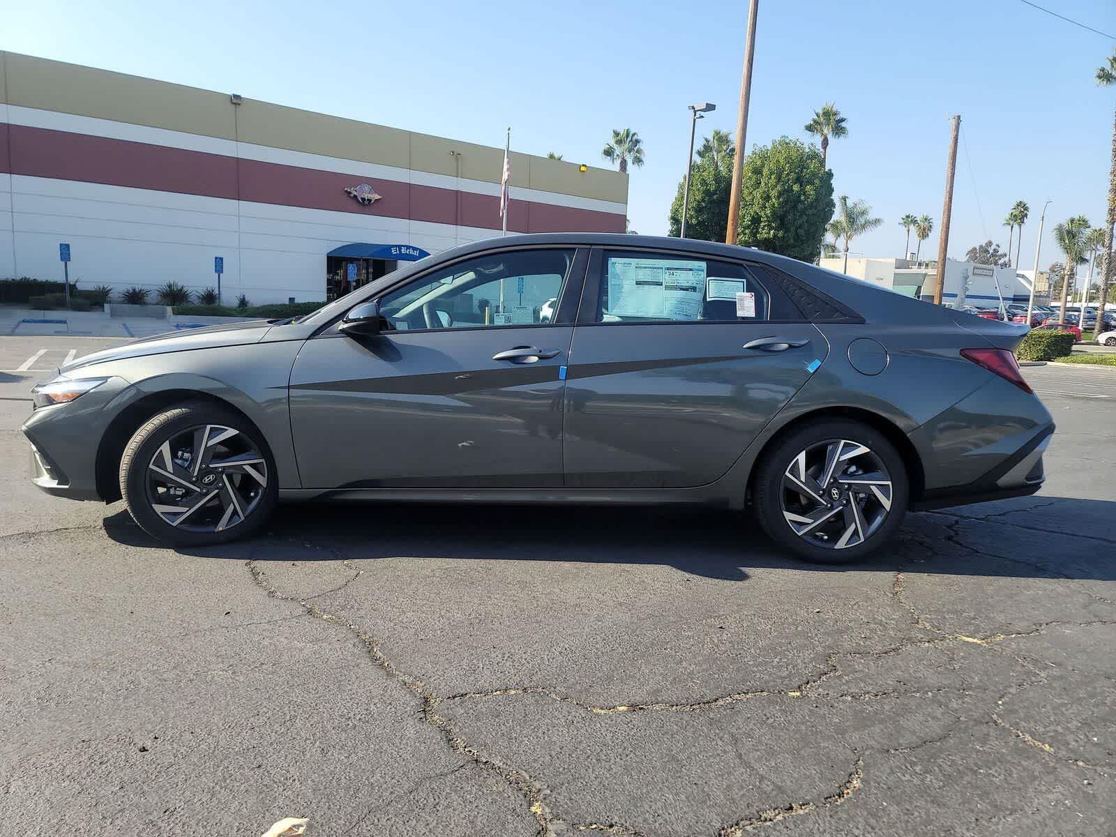 Thumbnail: 2025 Hyundai Elantra - 6