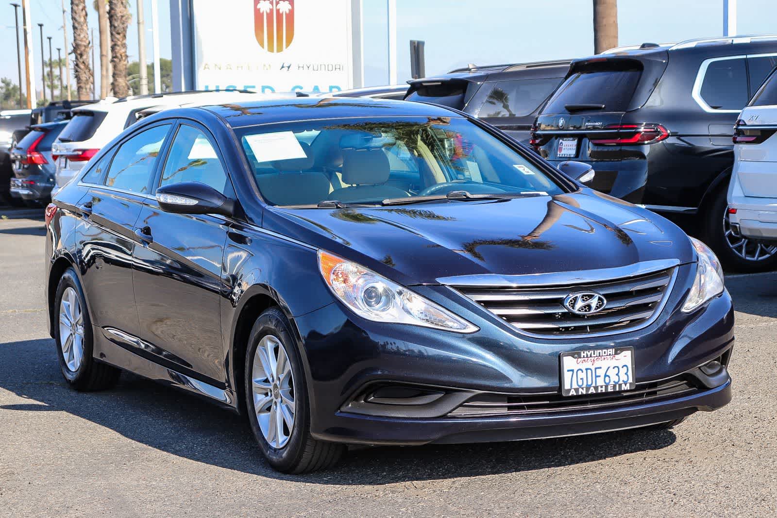 Thumbnail: 2014 Hyundai Sonata - 3