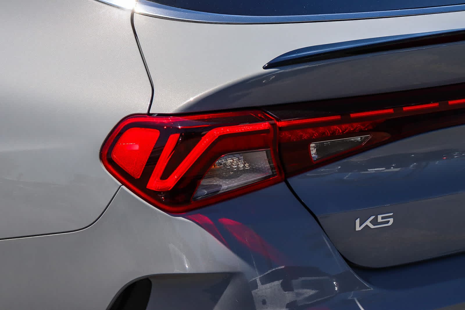 Thumbnail: 2023 Kia K5 - 9