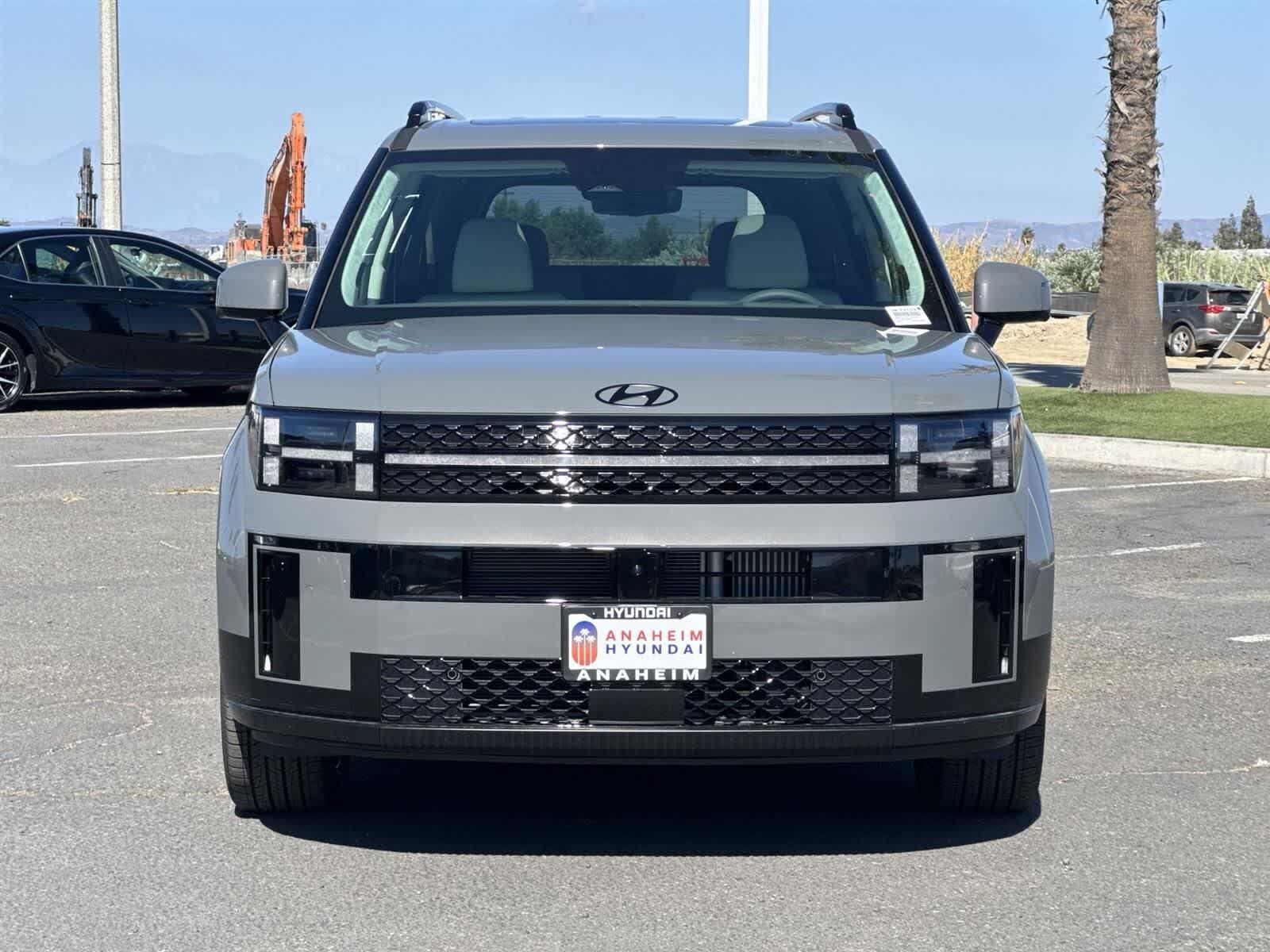 2026 Hyundai Santa Fe Calligraphy photo 2