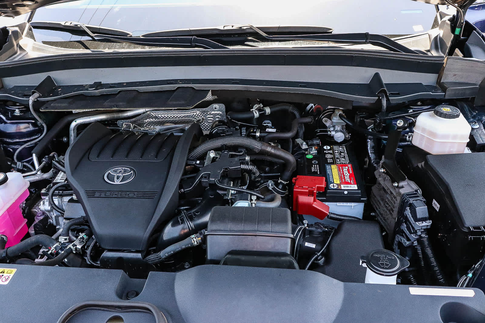 Thumbnail: 2024 Toyota Grand Highlander - 38