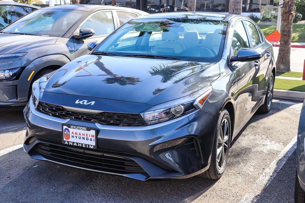 Used 2023 Kia Forte LXS Sedan