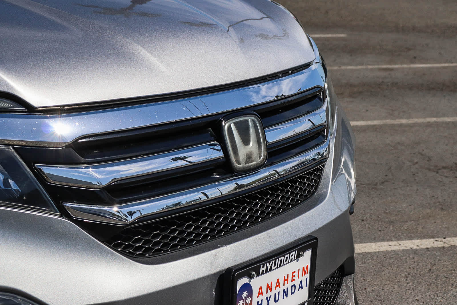 2017 Honda Pilot Touring photo 4