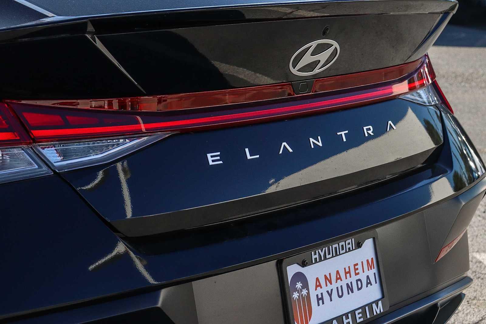 Thumbnail: 2026 Hyundai Elantra - 10