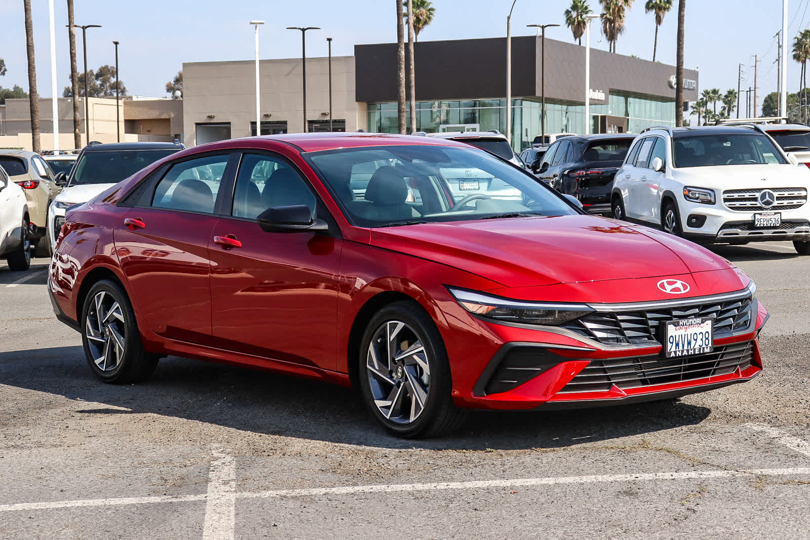 2025 Hyundai Elantra SEL Sport photo 2