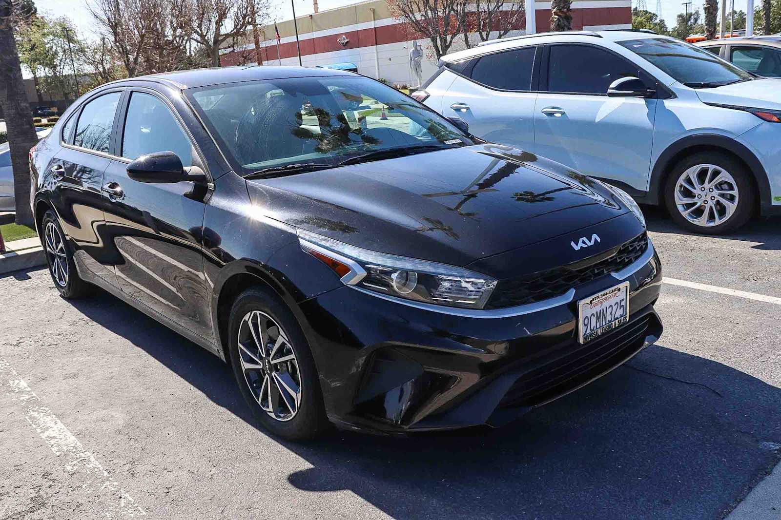 Thumbnail: 2023 Kia Forte - 7