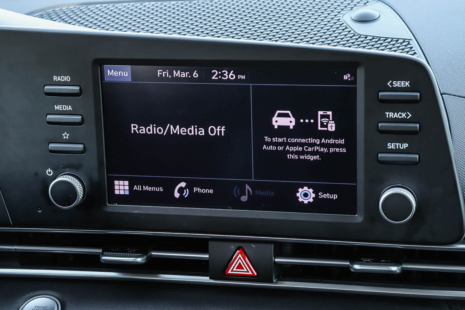 Thumbnail: 2023 Hyundai Elantra - 28