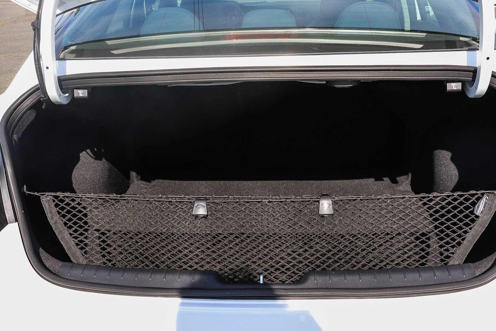 Thumbnail: 2026 Hyundai Elantra - 13