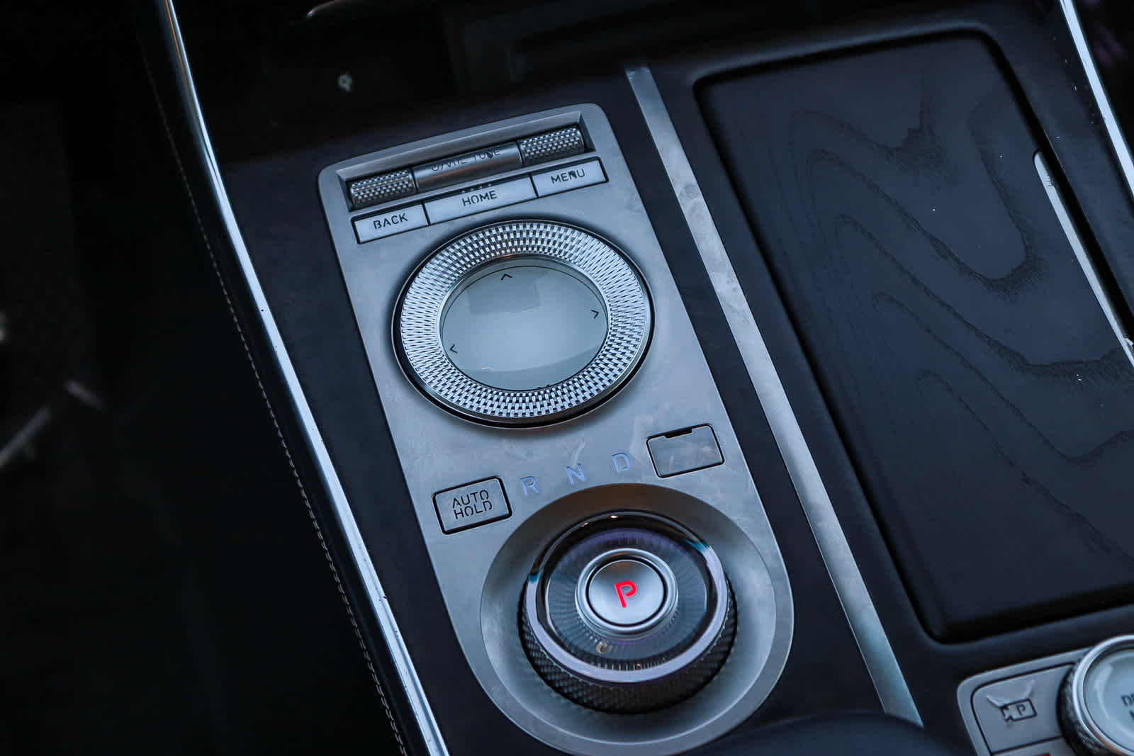 Thumbnail: 2021 Genesis GV80 - 17