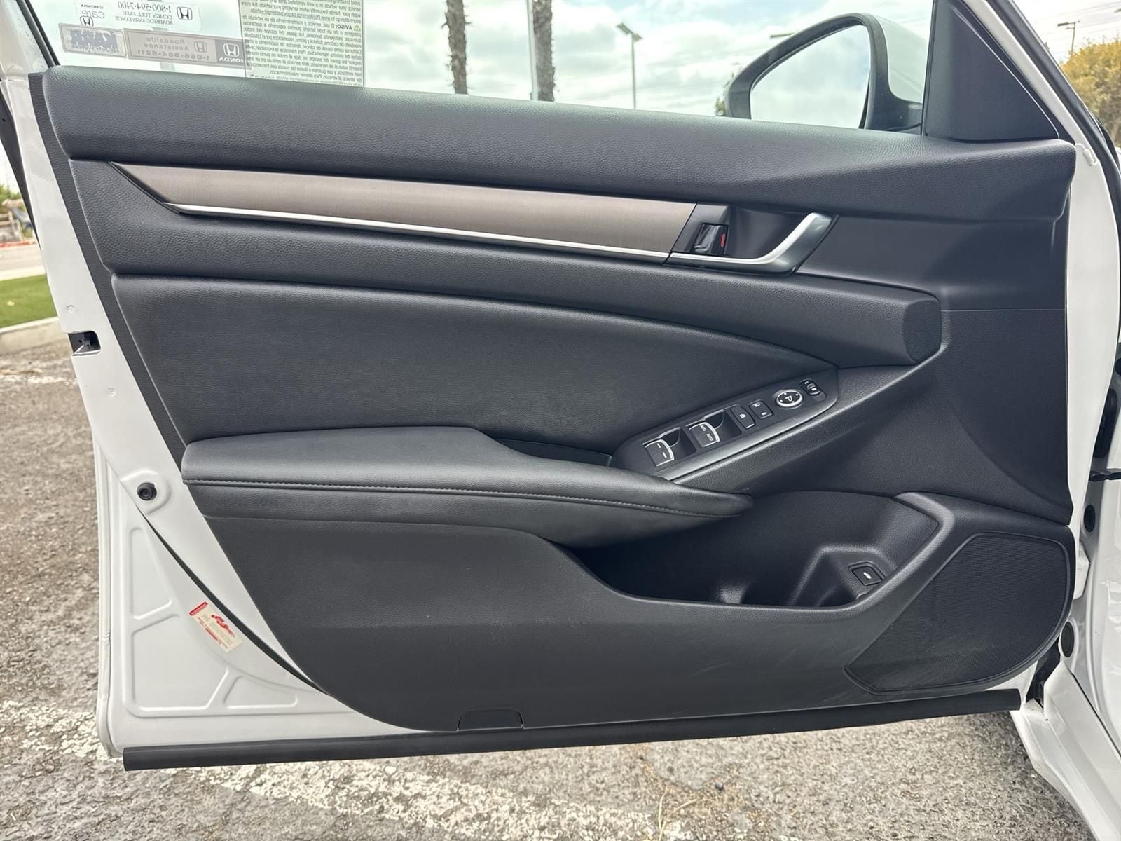 Thumbnail: 2019 Honda Accord - 17