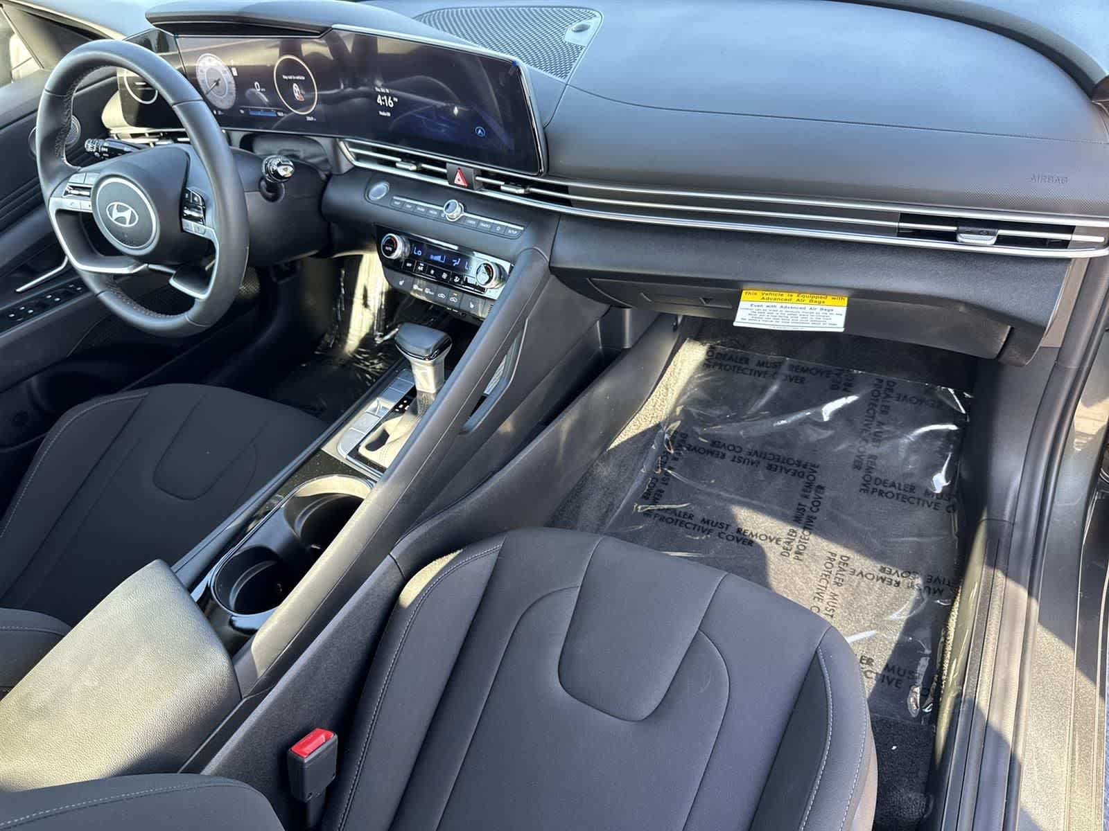 Thumbnail: 2025 Hyundai Elantra - 40