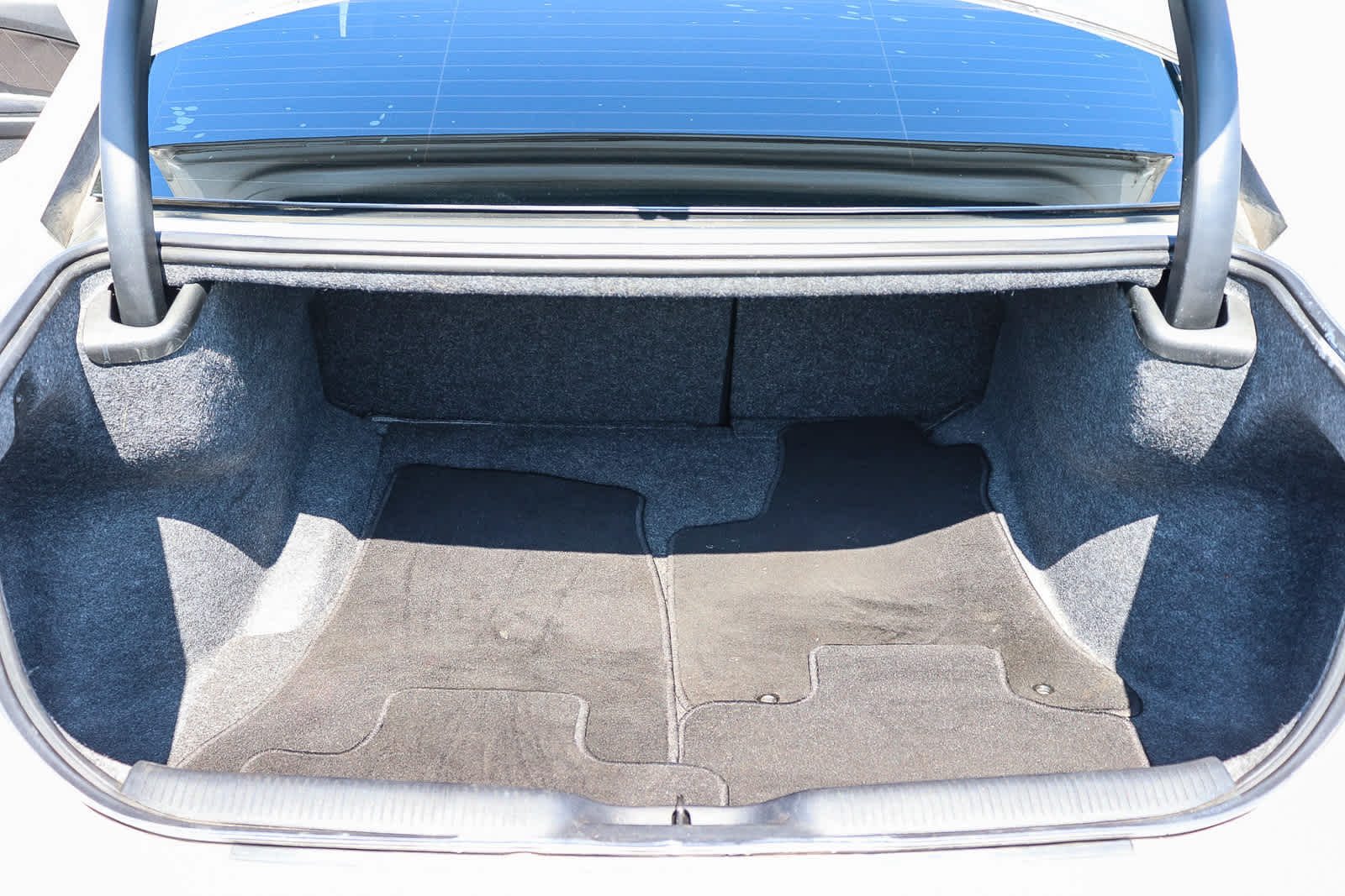 Thumbnail: 2021 Dodge Charger - 31