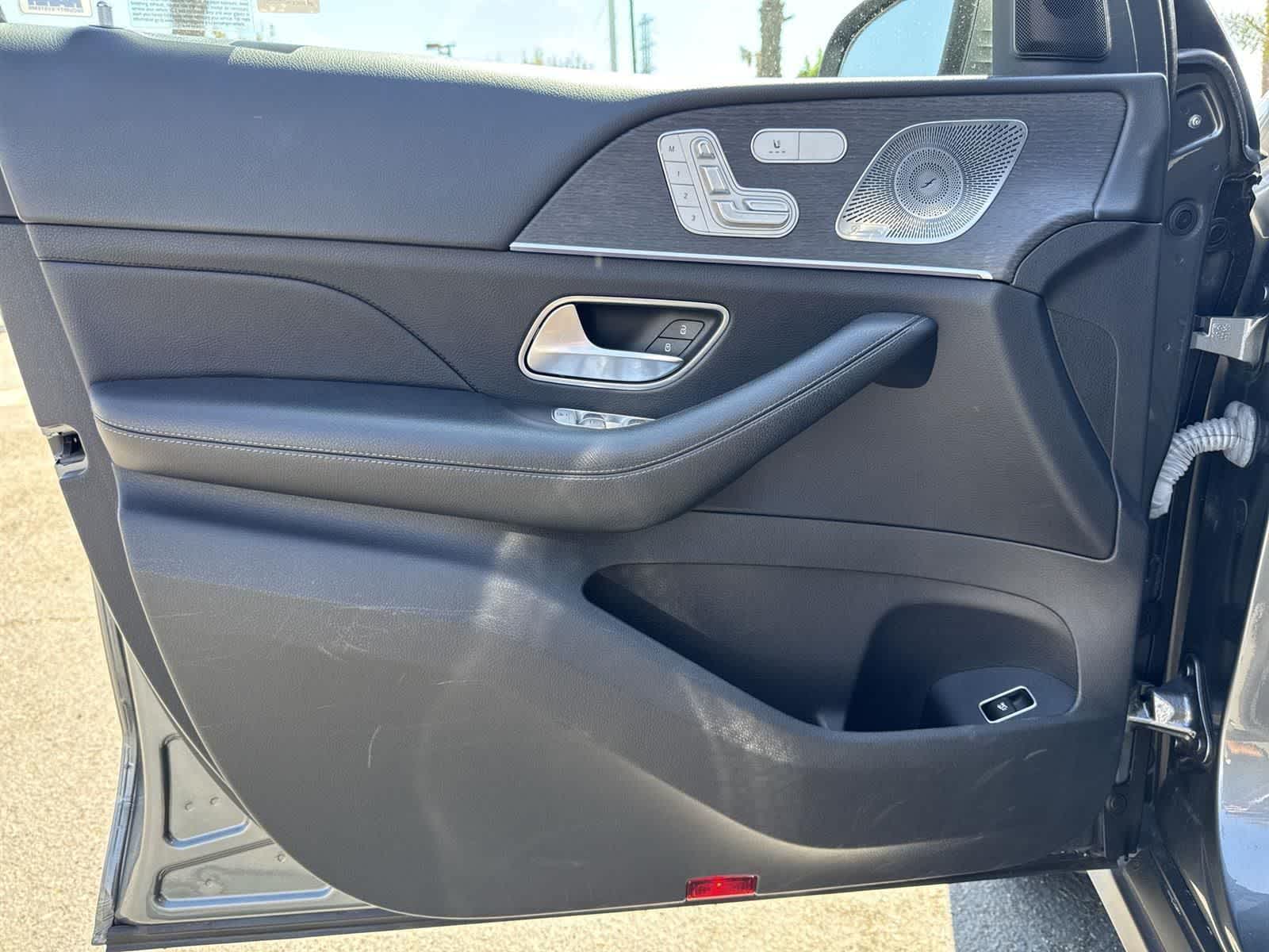 Thumbnail: 2022 Mercedes-Benz GLE - 21