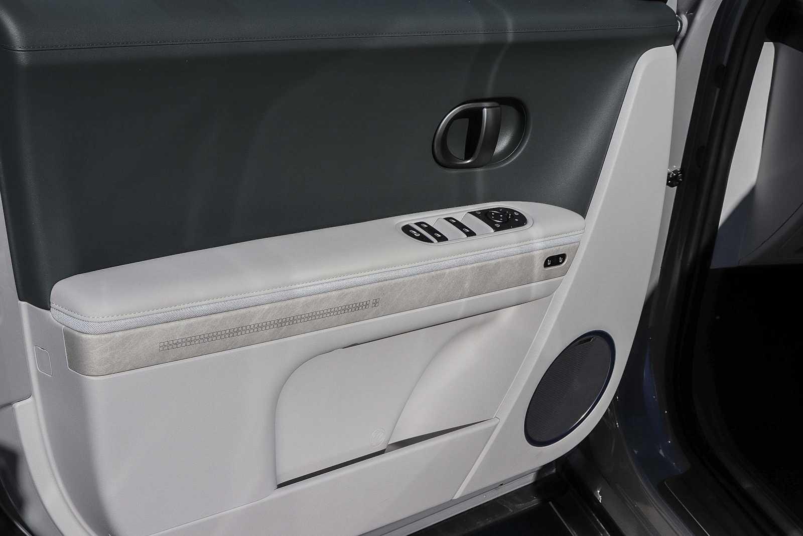 Thumbnail: 2026 Hyundai Ioniq 5 - 23