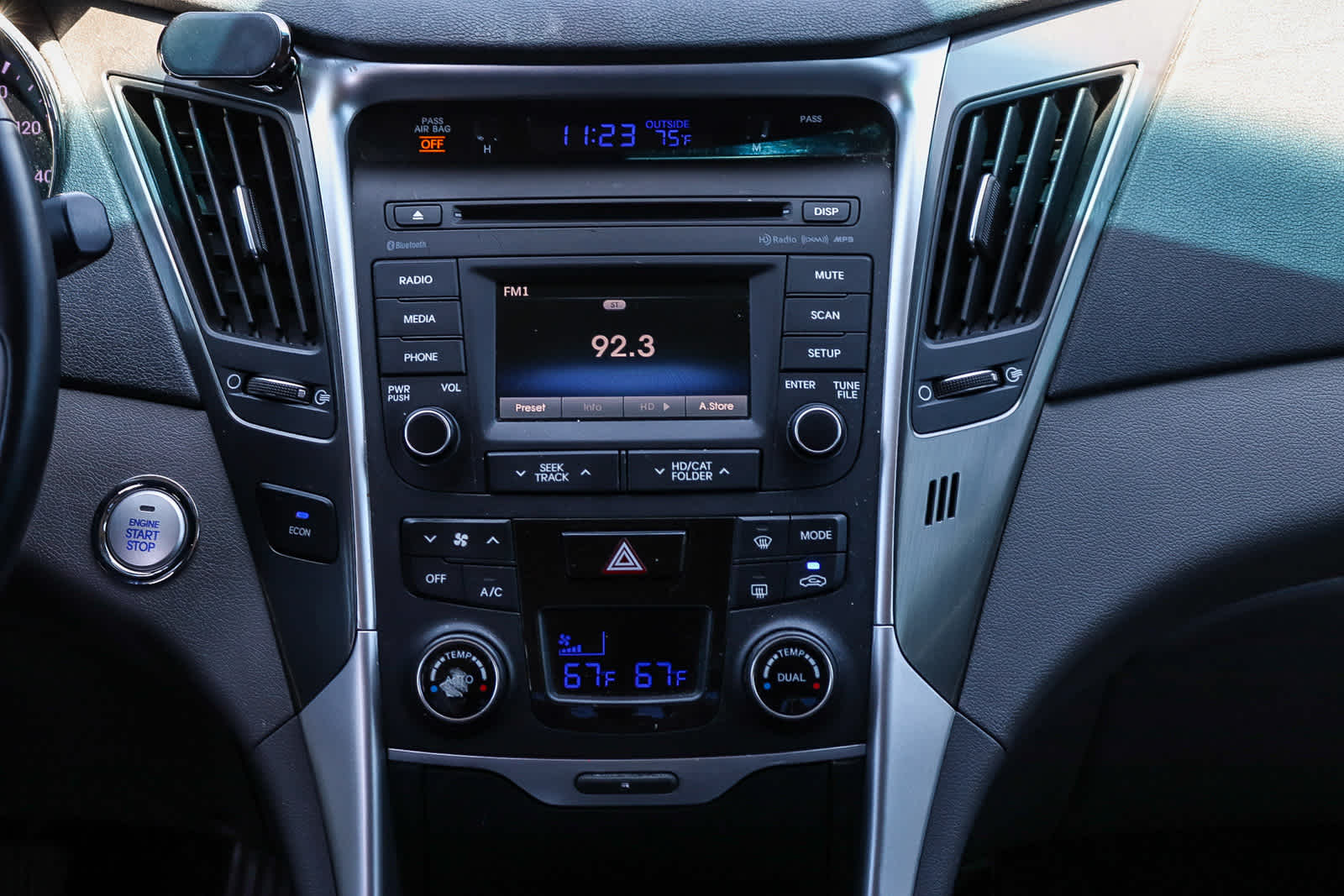 Thumbnail: 2015 Hyundai Sonata - 14