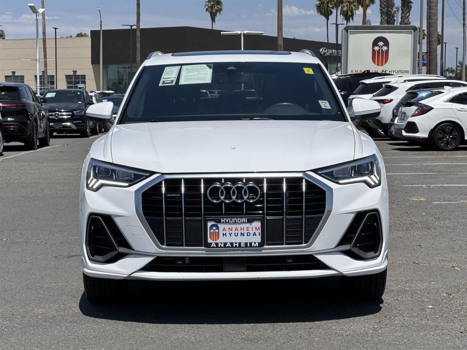 2024 Audi Q3 S line Premium photo 2