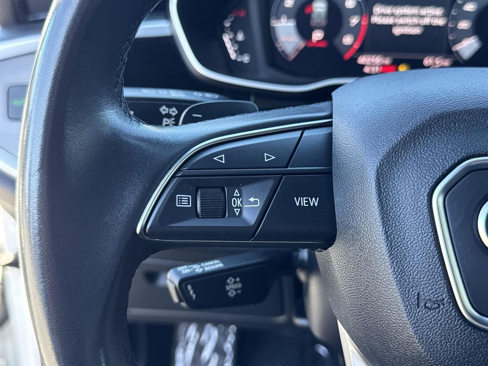 Thumbnail: 2022 Audi Q3 - 11