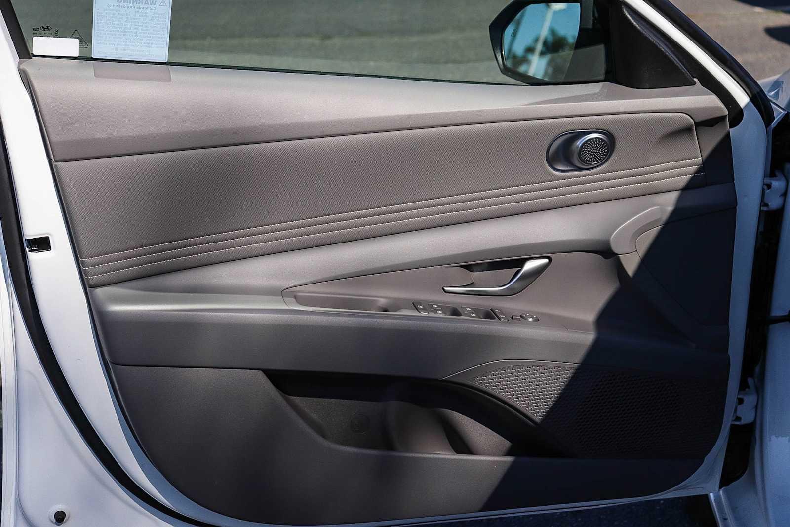 Thumbnail: 2026 Hyundai Elantra - 23