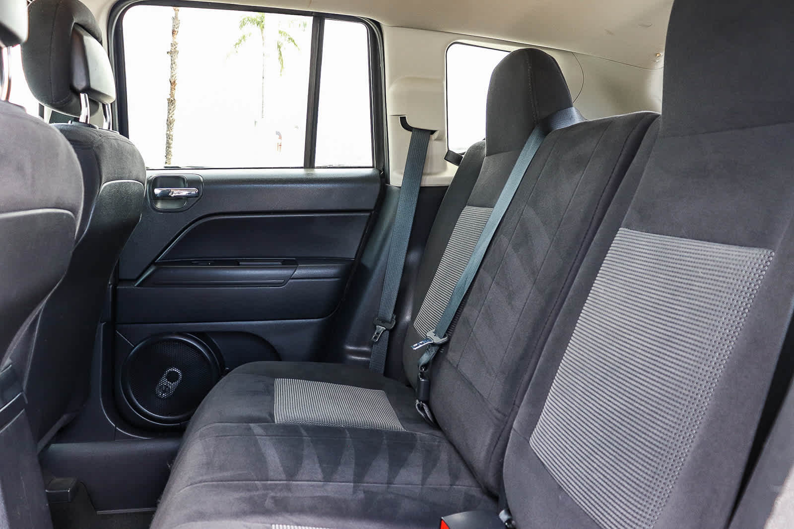 Thumbnail: 2014 Jeep Compass - 21