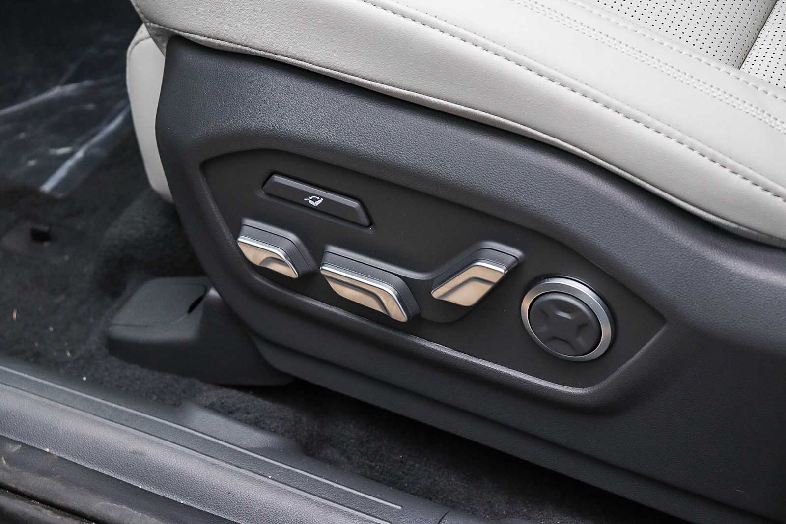 Thumbnail: 2026 Hyundai Santa Fe - 24
