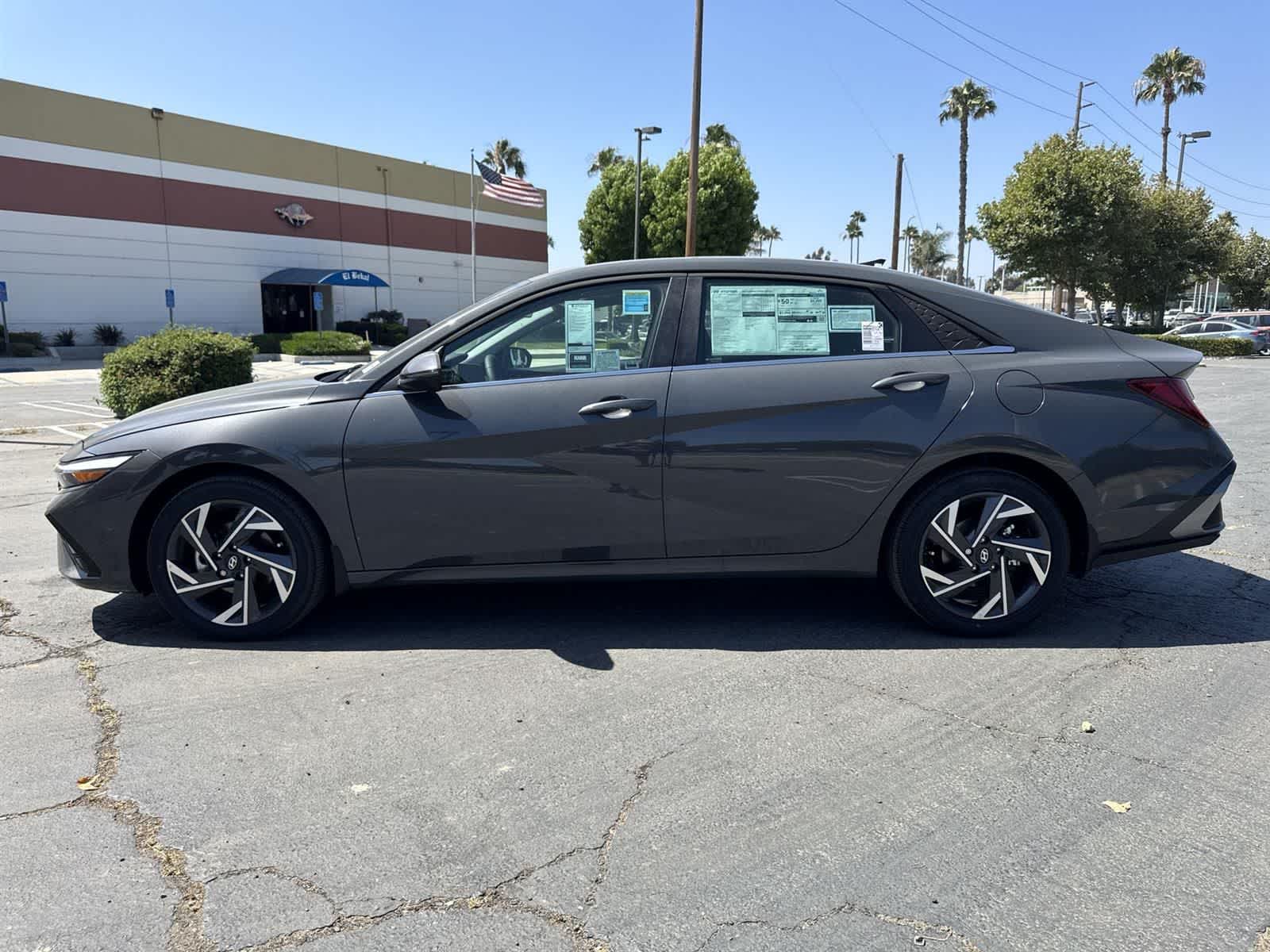 Thumbnail: 2025 Hyundai Elantra - 5