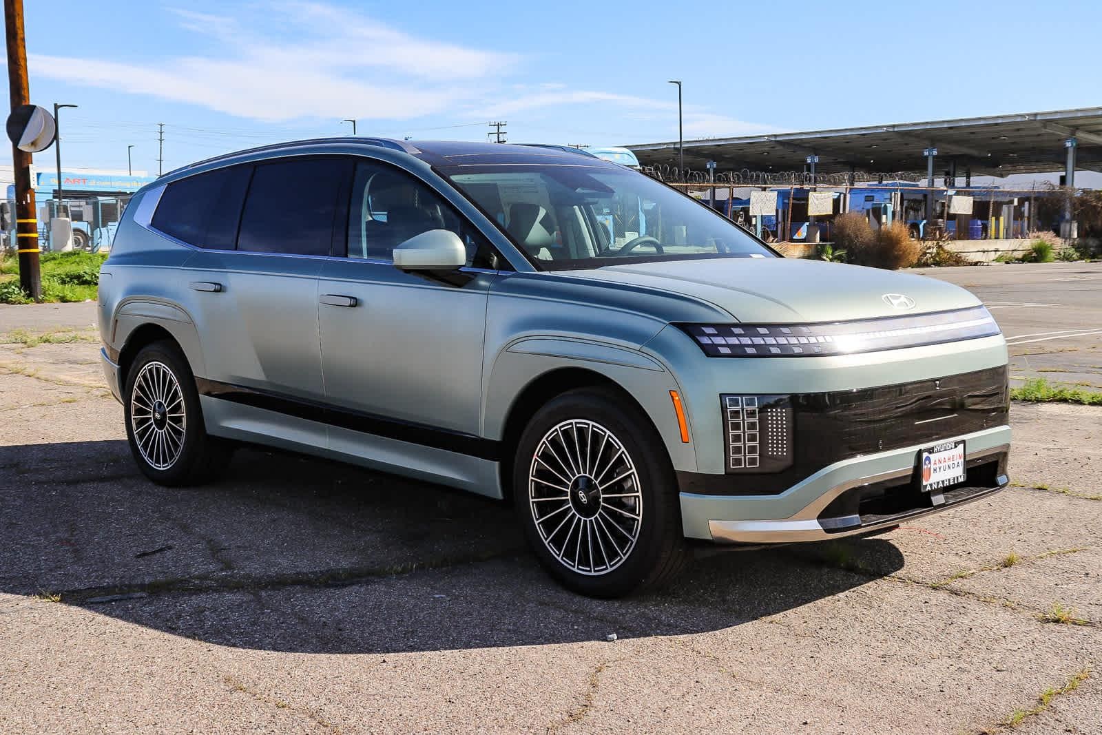 Thumbnail: 2026 Hyundai Ioniq - 3